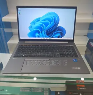 New Laptop HP 16GB Intel Core i7 SSD 512GB