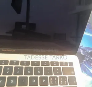 New Laptop Apple MacBook Air 2020 M1 8GB Apple M1 SSD 256GB