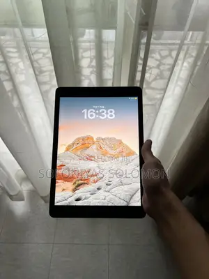 Apple iPad 10.2 (2020) Wi-Fi 64 GB Black