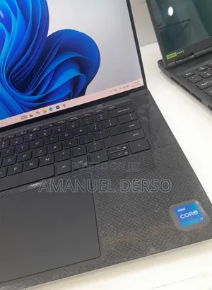 New Laptop Dell XPS 15 16GB Intel Core i7 SSD 512GB