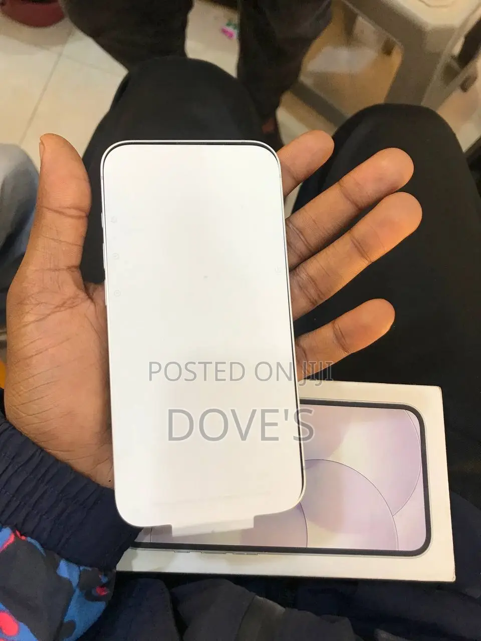 New Apple iPhone 17e 256 GB White