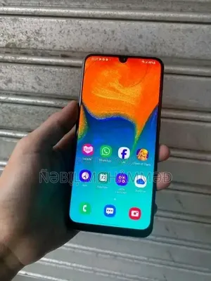 Samsung Galaxy A30 64 GB Black