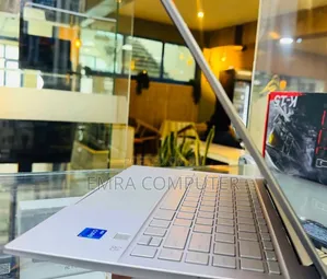New Laptop HP 16GB Intel Core i5 SSD 512GB