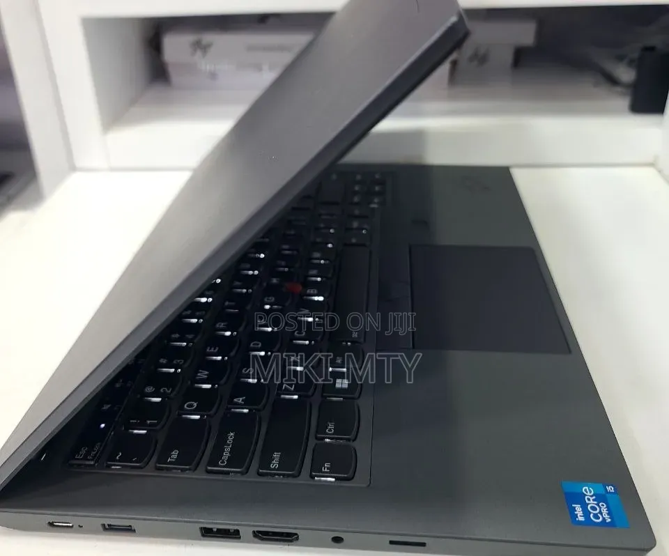 New Laptop Lenovo ThinkPad Yoga 16GB Intel Core i5 SSD 512GB