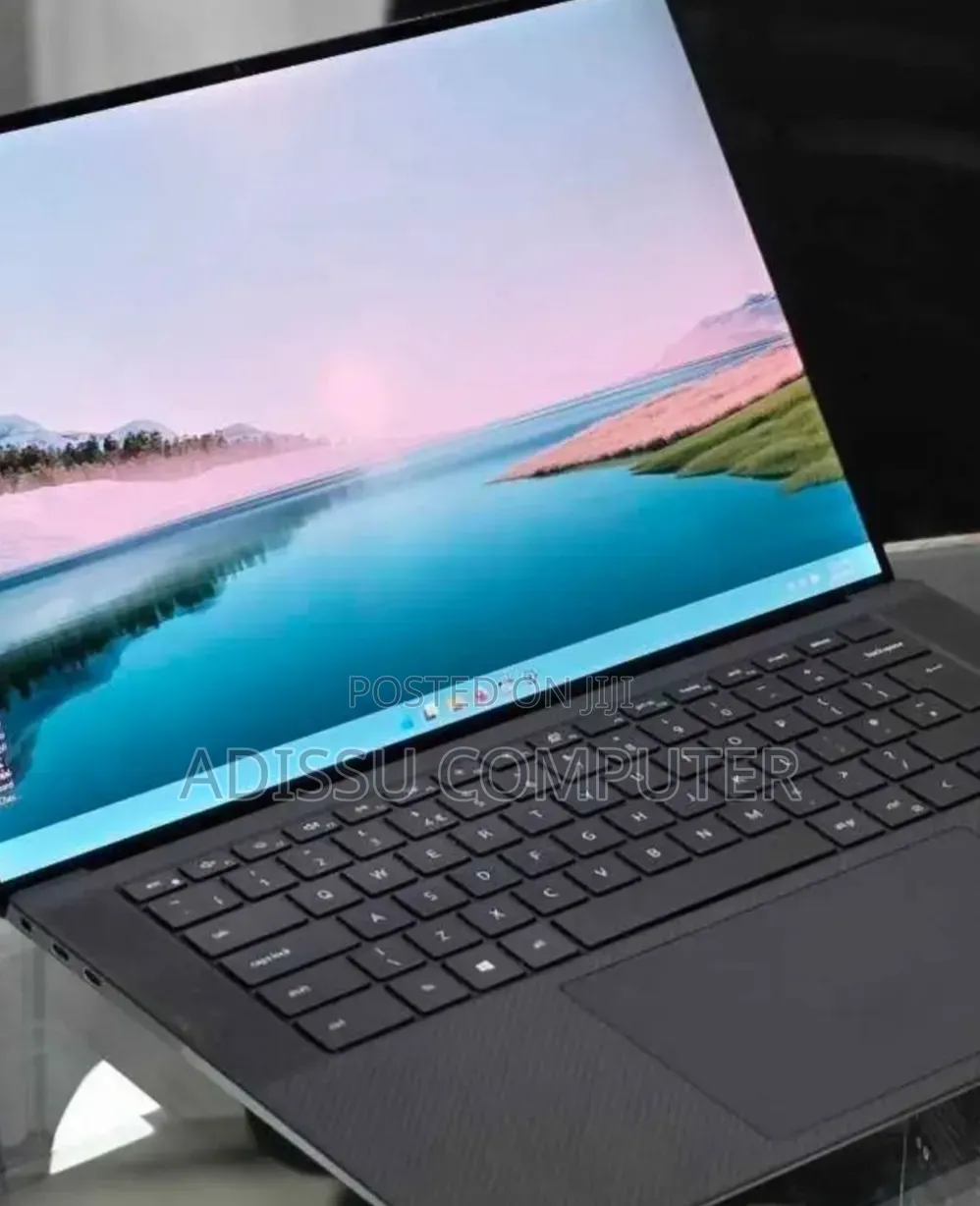 New Laptop Dell XPS 15 16GB Intel Core i7 SSD 512GB