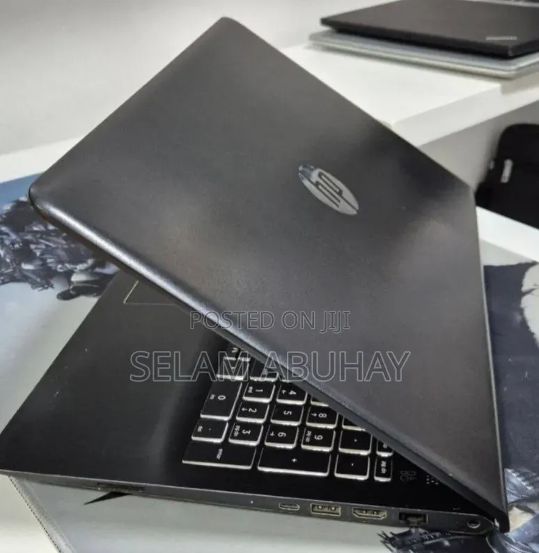 New Laptop HP Pavilion Power 15 8GB Intel Core i7 SSD 256GB