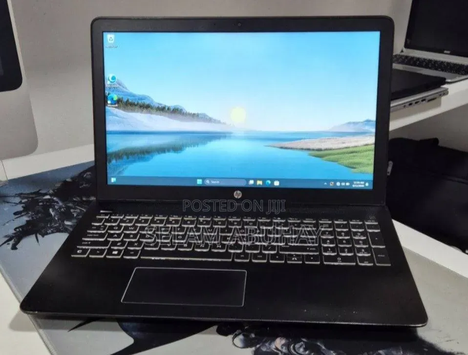 New Laptop HP Pavilion Power 15 8GB Intel Core i7 SSD 256GB