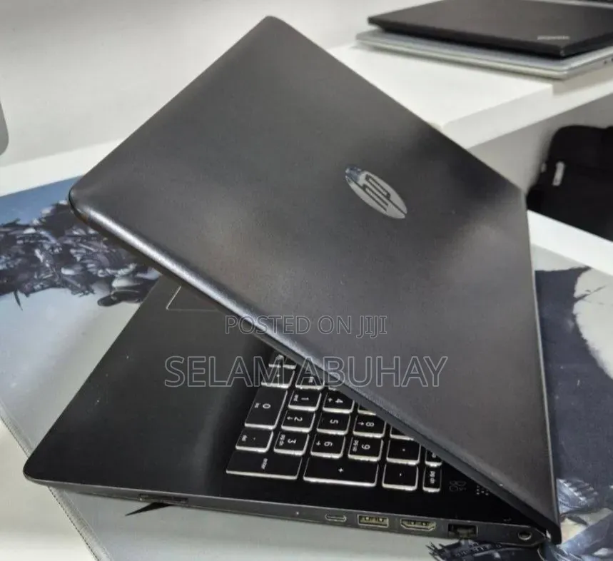 New Laptop HP Pavilion Power 15 8GB Intel Core i7 SSD 256GB