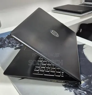 New Laptop HP Pavilion Power 15 8GB Intel Core i7 SSD 256GB