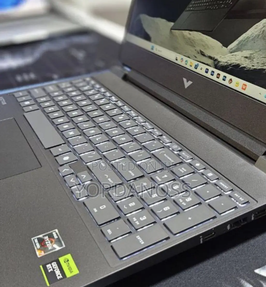 New Laptop HP Victus 16 16GB AMD Ryzen 7 SSD 512GB