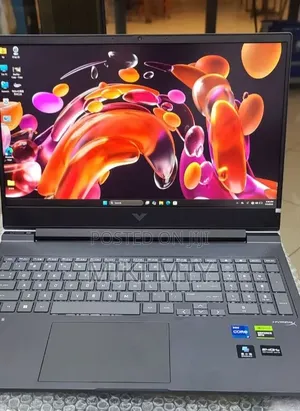 New Laptop HP Victus 16 16GB Intel Core i7 SSD 1T