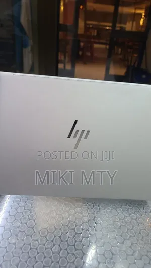 New Laptop HP EliteBook 830 G9 16GB Intel Core i5 SSD 512GB