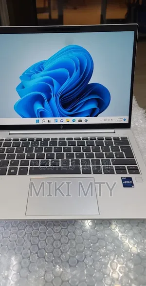 New Laptop HP EliteBook 830 G9 16GB Intel Core i5 SSD 512GB