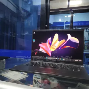 New Laptop Dell Latitude 5310 8GB Intel Core i5 SSD 256GB
