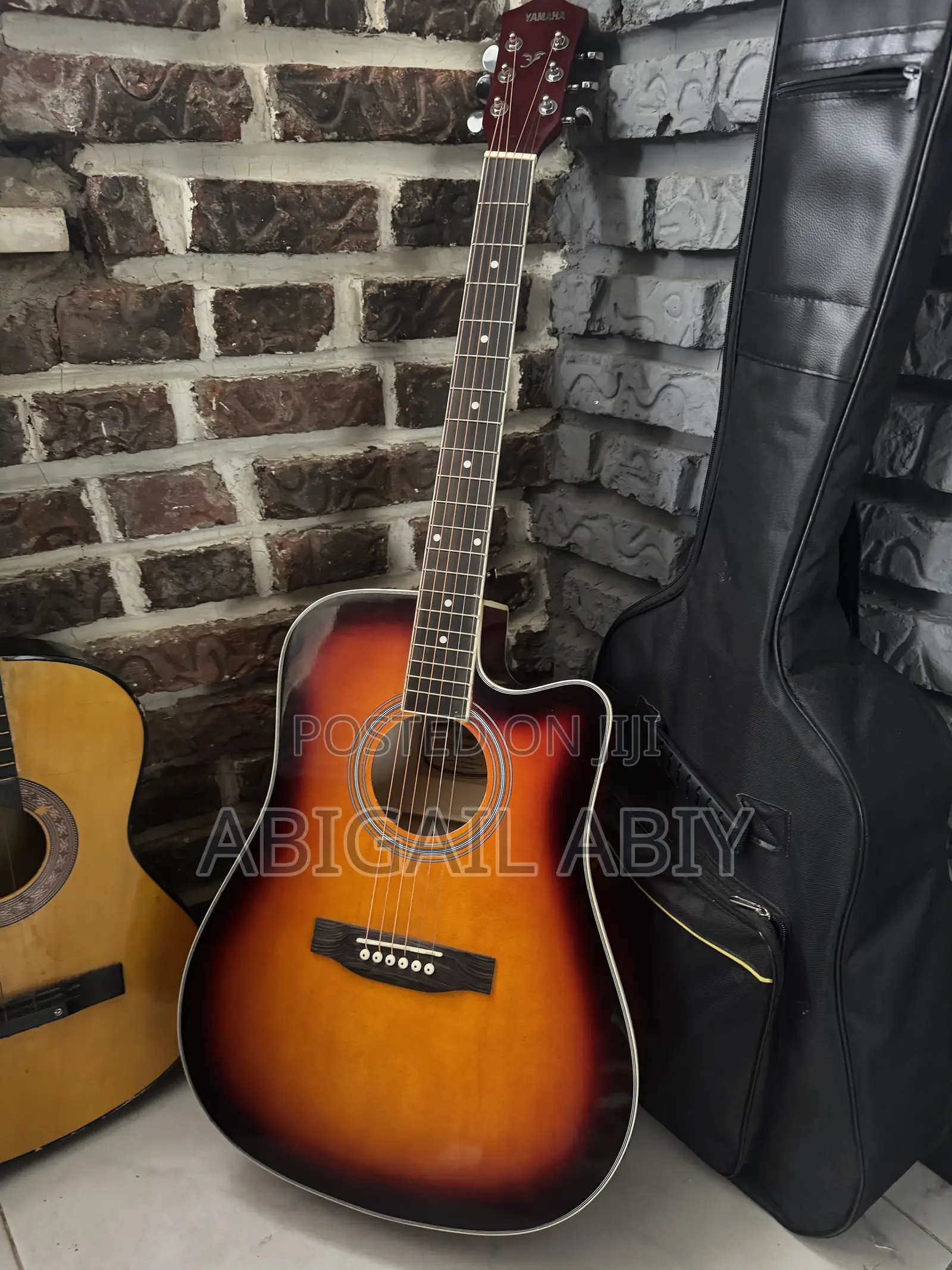 YAMHA Guitar