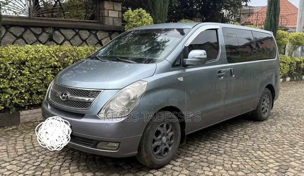Hyundai Starex 2013 Grey