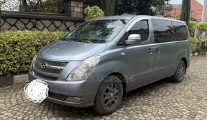 Hyundai Starex 2013 Grey