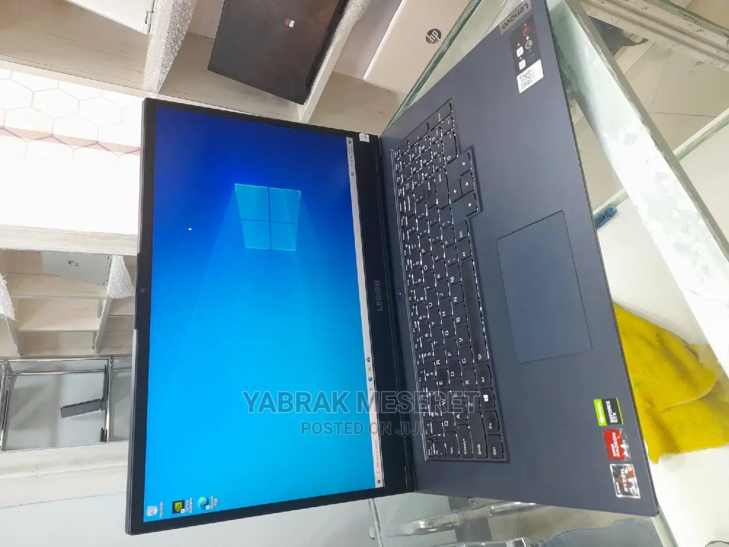 New Laptop Lenovo Legion 5 8GB AMD Ryzen 5 SSD 256GB