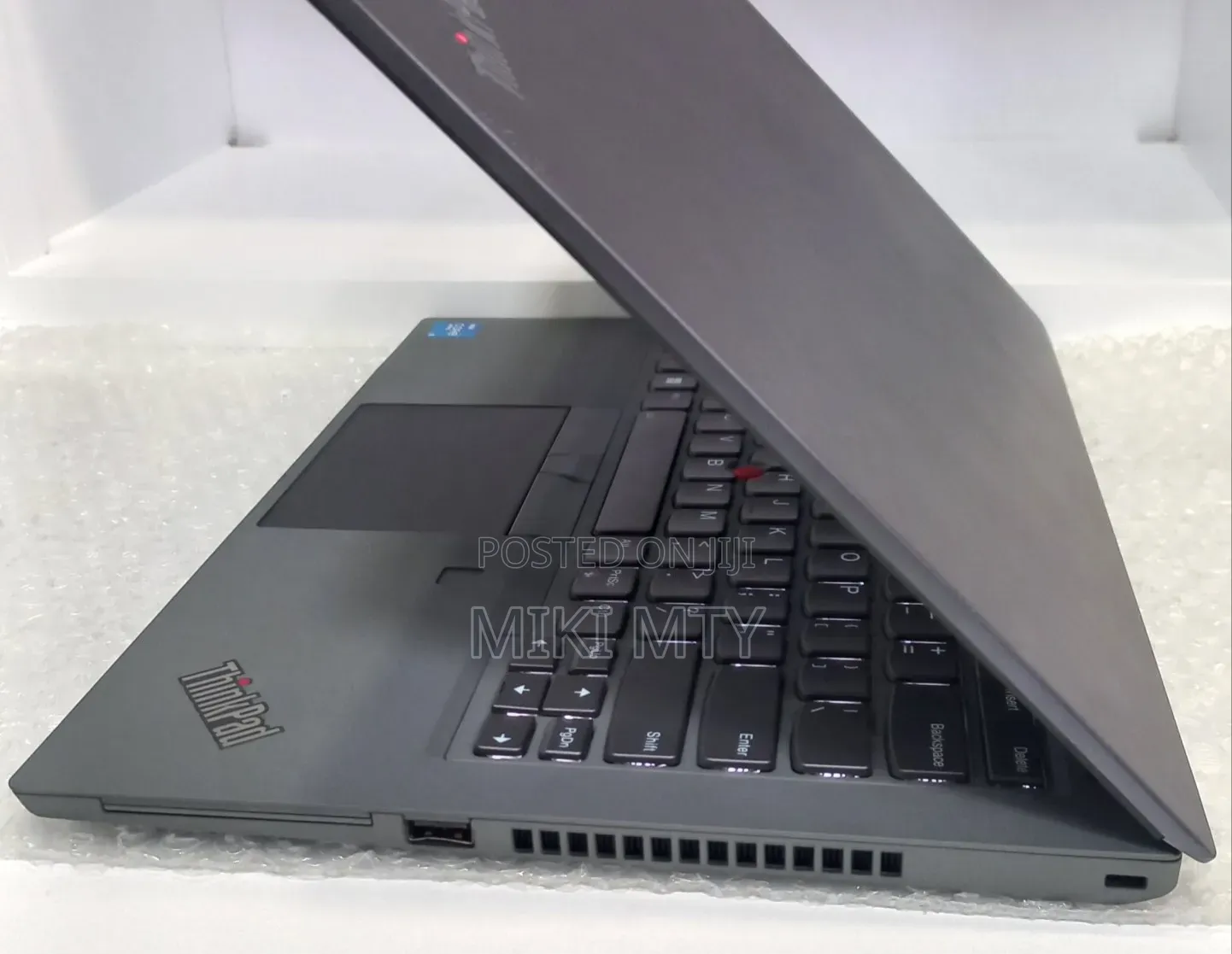 New Laptop Lenovo ThinkPad Yoga 16GB Intel Core i5 SSD 512GB