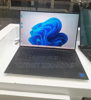 New Laptop Dell XPS 15 16GB Intel Core i7 SSD 512GB