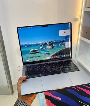 New Laptop Apple MacBook Pro 2023 M3 8GB Apple M3 SSD 512GB