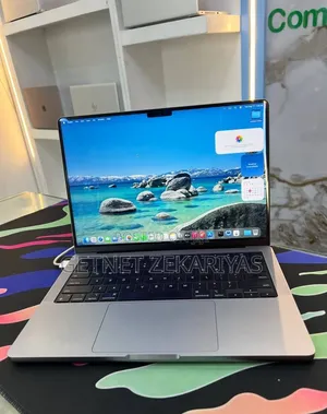 New Laptop Apple MacBook Pro 2023 M3 8GB Apple M3 SSD 512GB