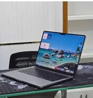 New Laptop Apple MacBook Pro 2023 M3 16GB Apple M3 SSD 512GB