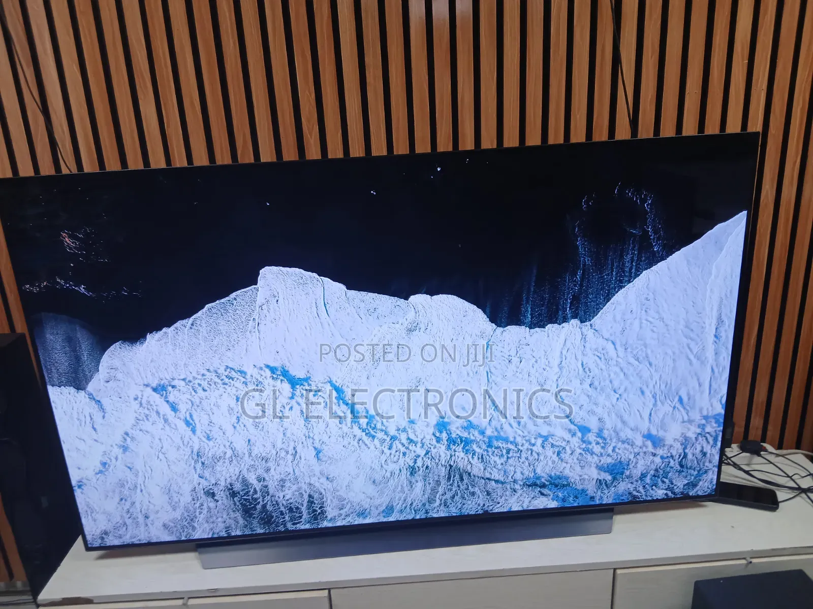LG Oled 65 Inch TV Newe