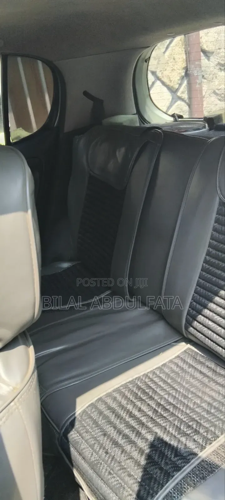 Toyota Vitz 2001
