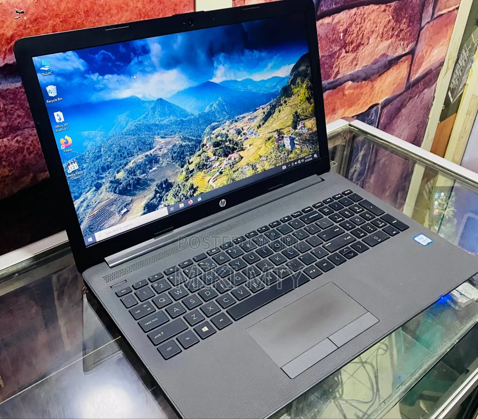 New Laptop HP Stream Notebook 8GB Intel Core i5 SSD 256GB