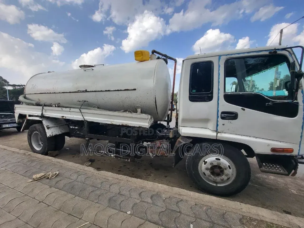 የፍሳሽ ማስወገጃ Hony Wagon