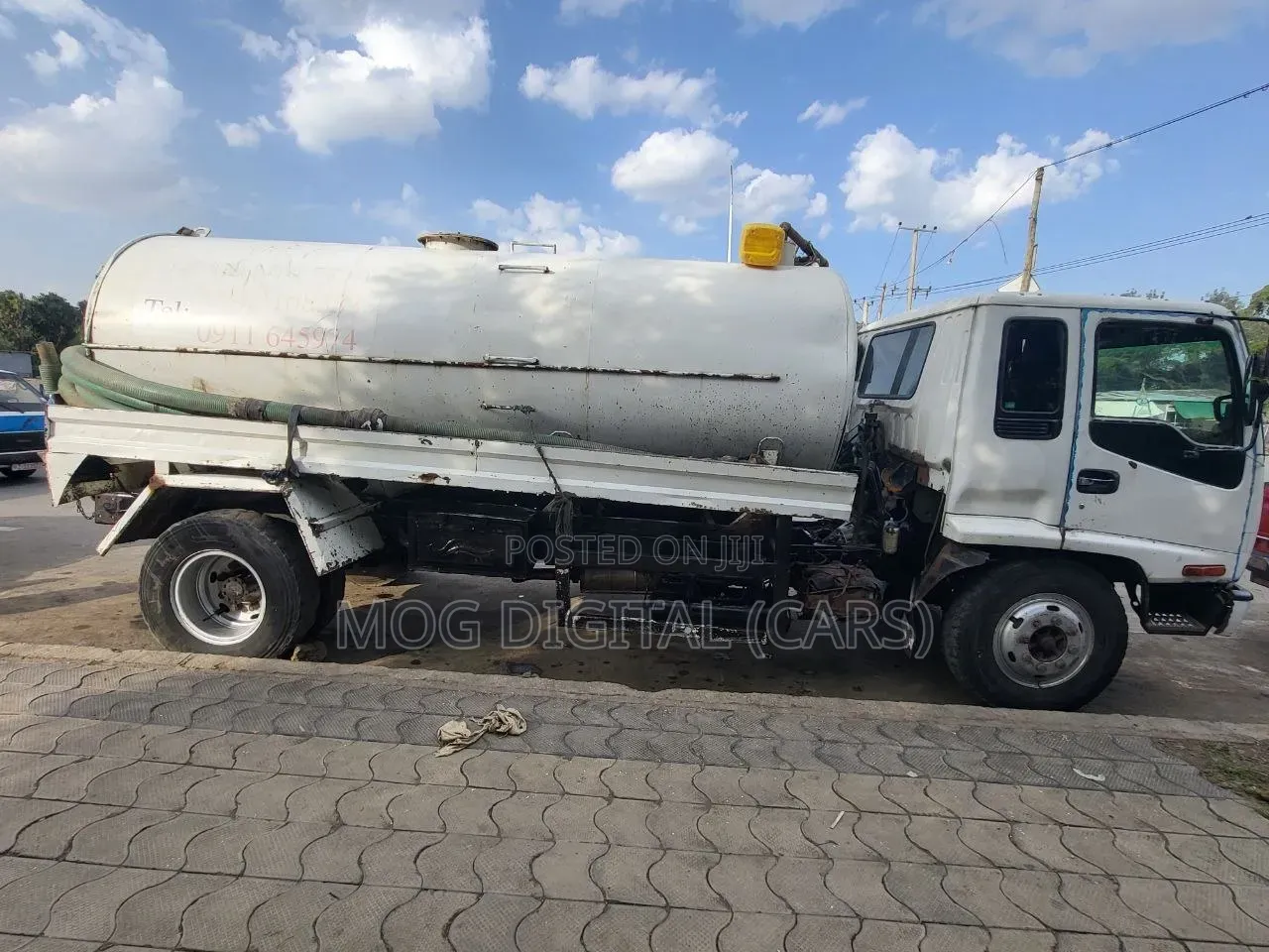 የፍሳሽ ማስወገጃ Hony Wagon