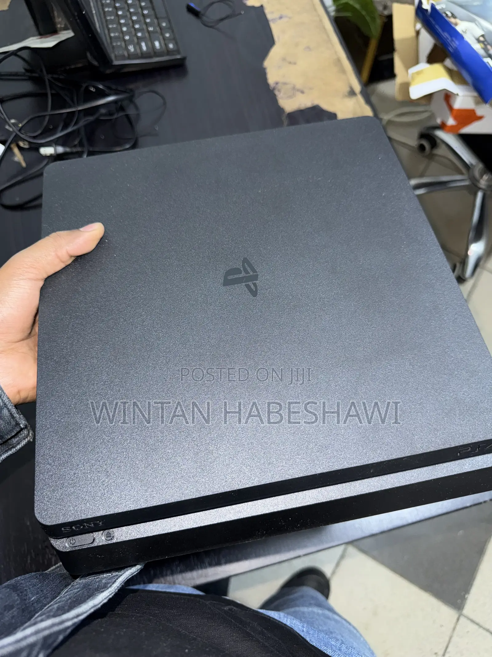 PS4 Slim 1Tera From USA