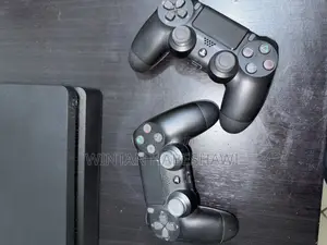 PS4 Slim 1Tera From USA