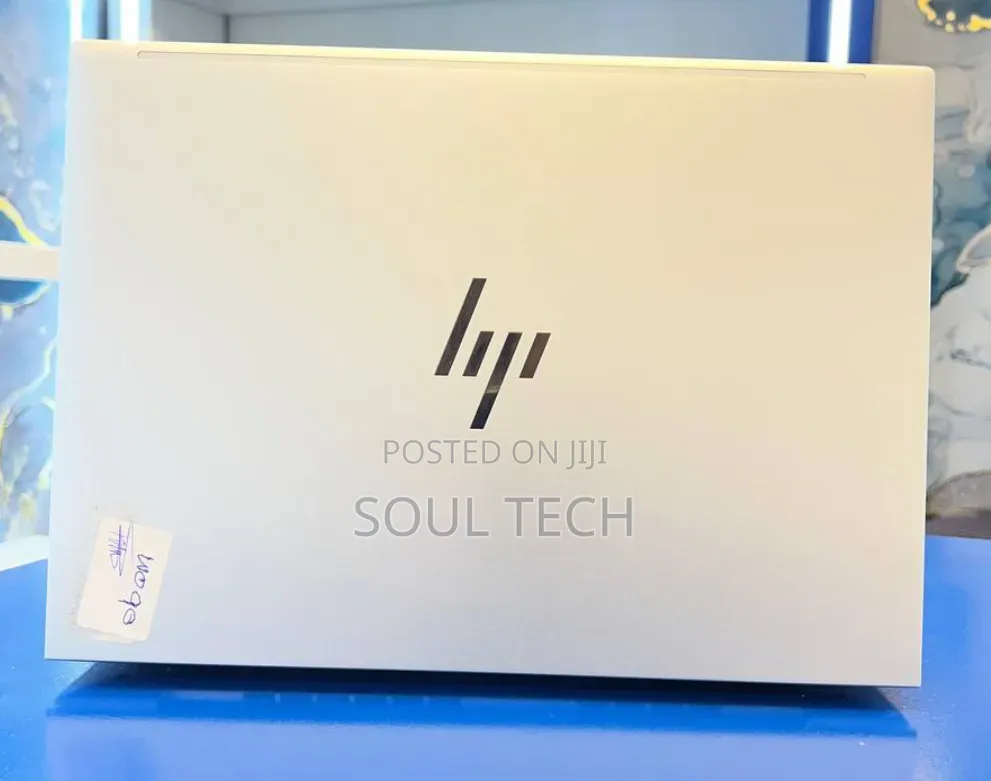 New Laptop HP EliteBook 830 G9 16GB Intel Core i5 SSD 512GB