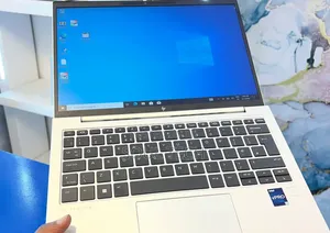 New Laptop HP EliteBook 830 G9 16GB Intel Core i5 SSD 512GB