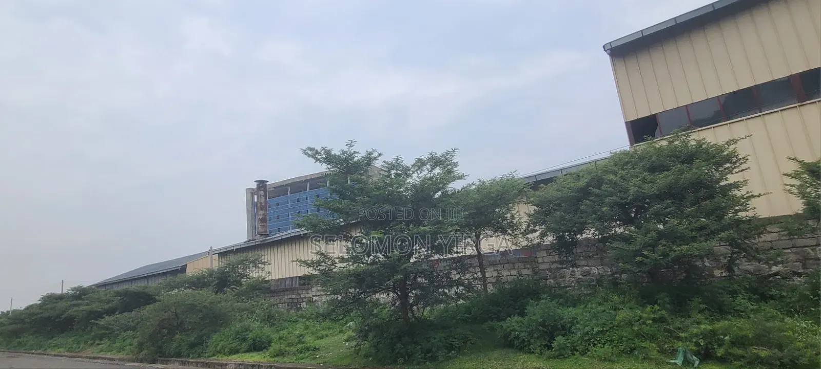 የሚሸጥ 7000 ካሬ መጋዘን ለማምረቻ