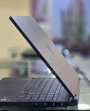 New Laptop HP Victus 15 16GB Intel Core i7 SSD 512GB
