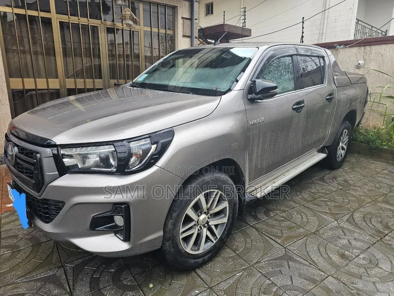 Toyota Hilux 2020 Gray