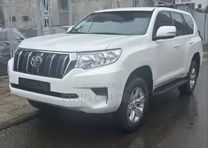 Toyota Land Cruiser Prado 2019 White