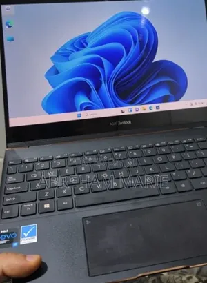 New Laptop Asus ZenBook Flip UX360CA 16GB Intel Core i7 SSD 512GB