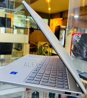New Laptop HP Stream Notebook 16GB Intel Core i7 SSD 512GB