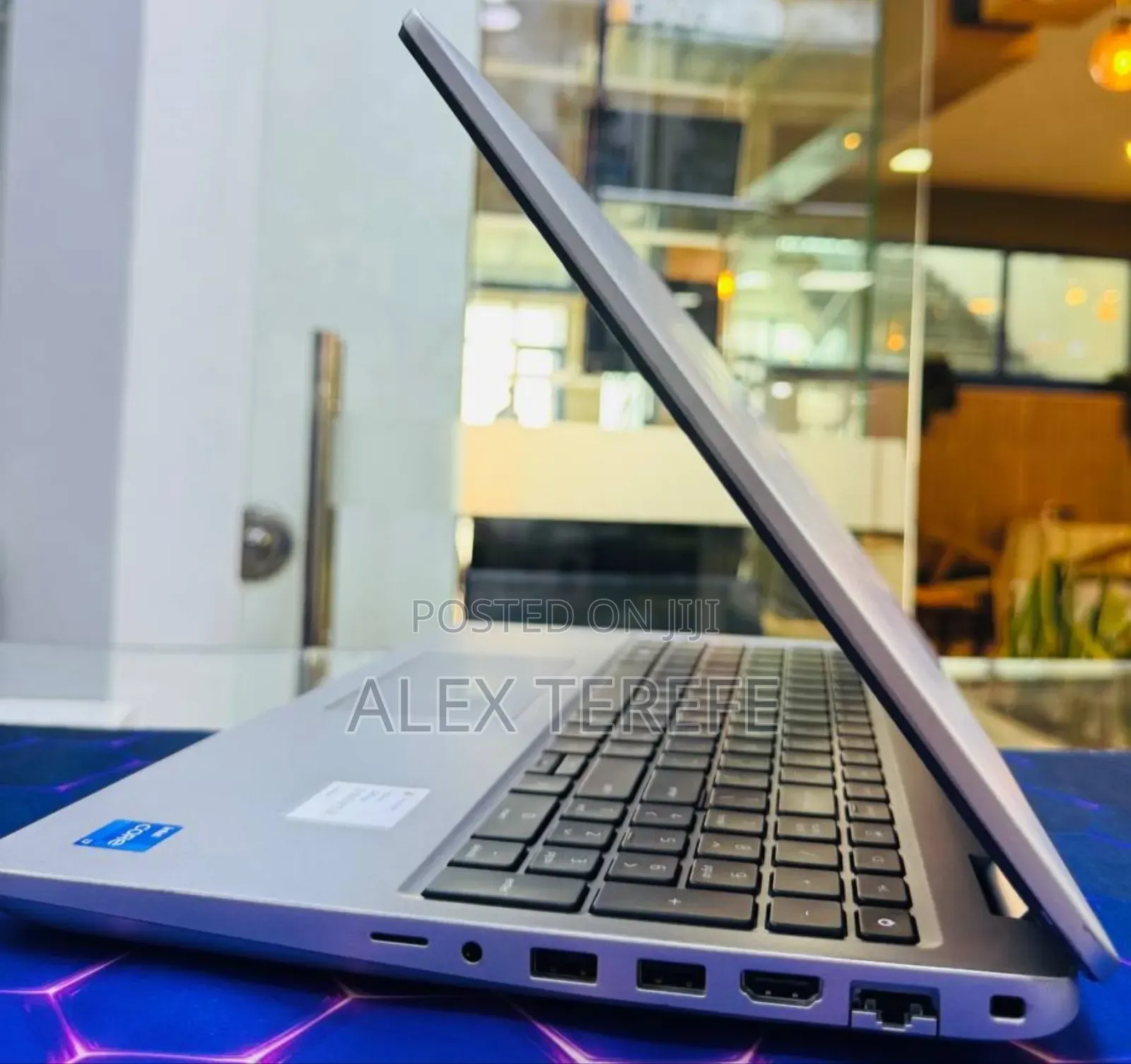New Laptop Dell Precision 3581 16GB Intel Core i7 SSD 512GB