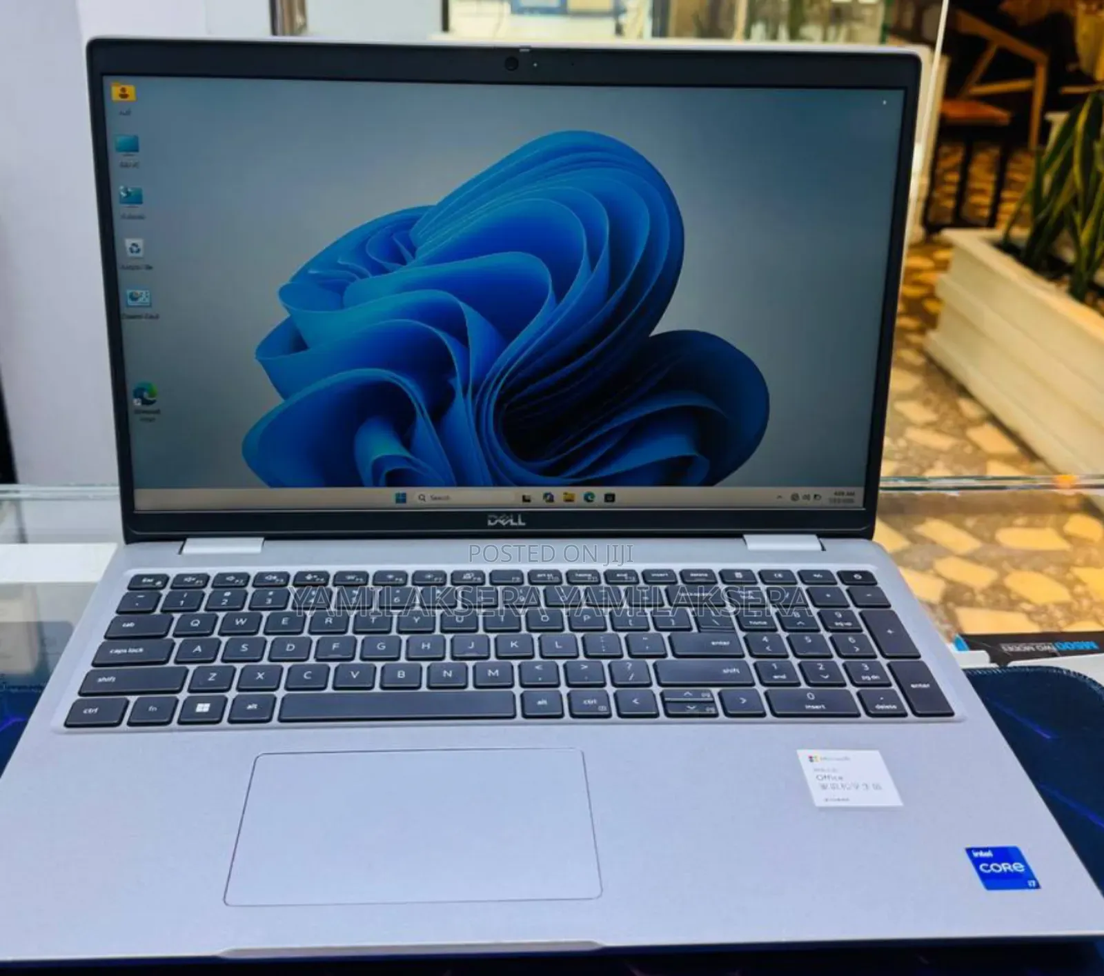 New Laptop Dell Precision 3581 16GB Intel Core i7 SSD 1T