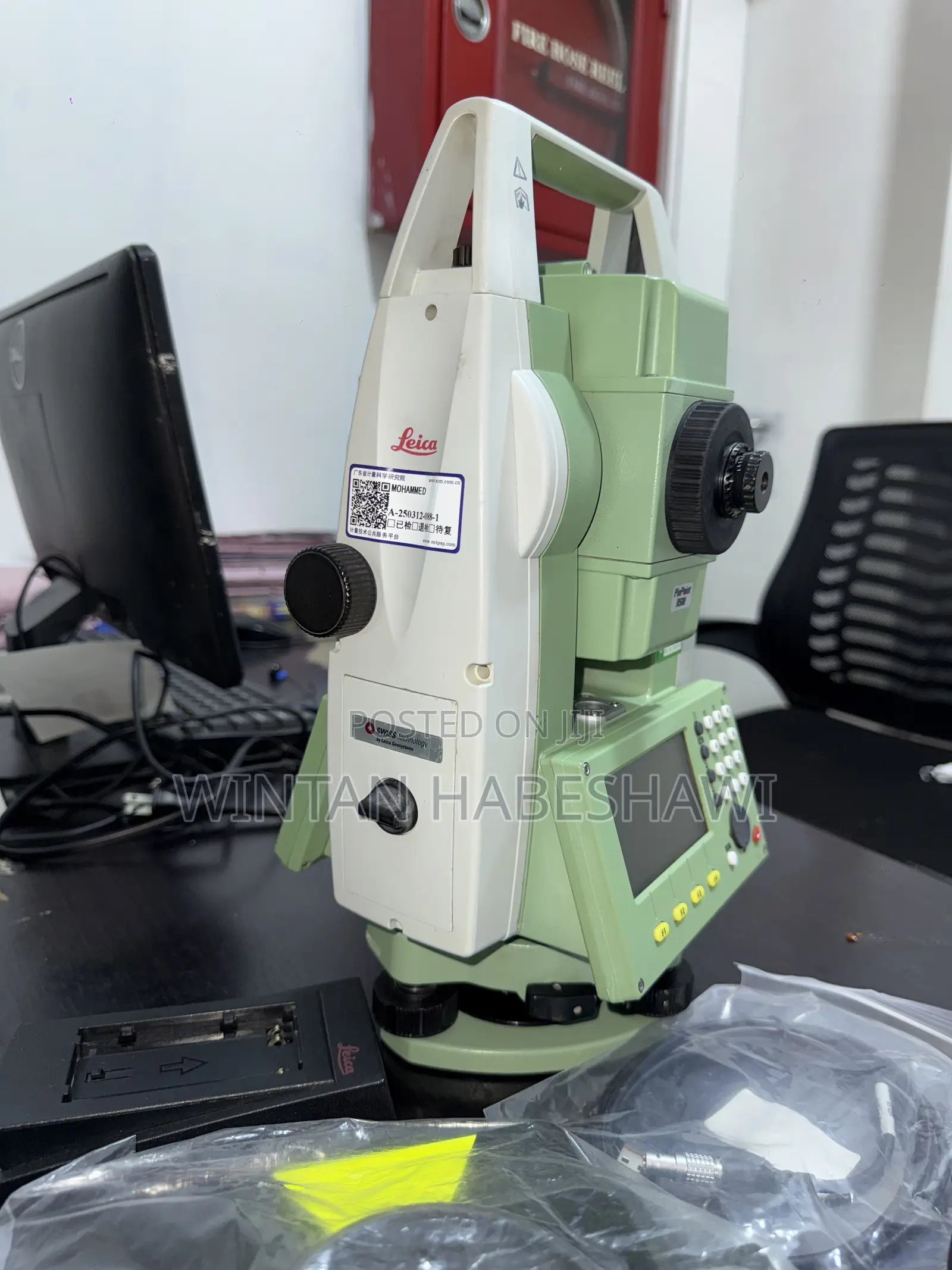 Leica Surveying Machine Total Station