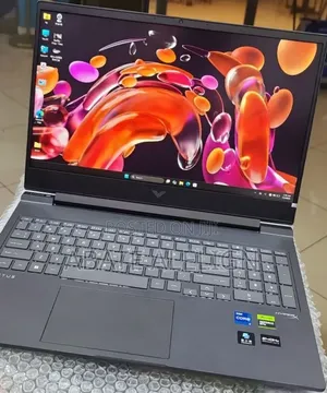 New Laptop HP Victus 16 16GB Intel Core i7 SSD 1T
