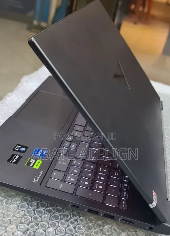 New Laptop HP Victus 16 16GB Intel Core i7 SSD 1T