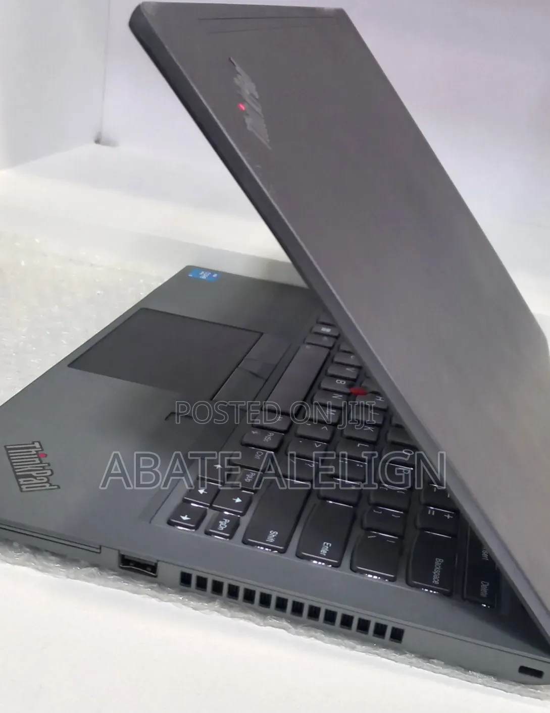New Laptop Lenovo ThinkPad T14 16GB Intel Core i5 SSD 512GB