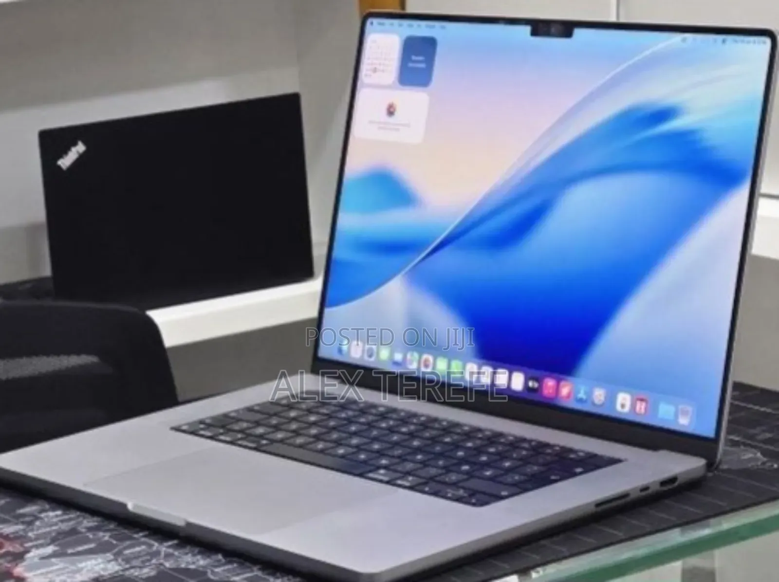 New Laptop Apple MacBook Pro 2021 M1 32GB Apple M1 Max SSD 512GB
