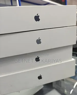 New Laptop Apple MacBook Pro 2025 M5 36GB Apple M5 Pro SSD 2T
